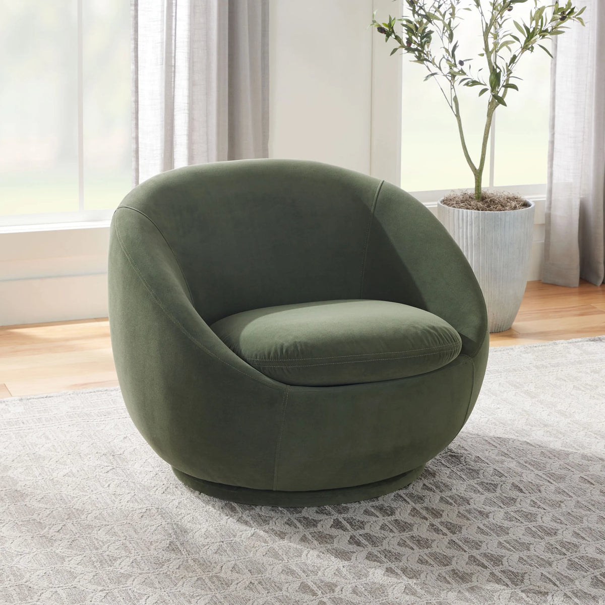 Mira Swivel Accent Chair, Cream Linen